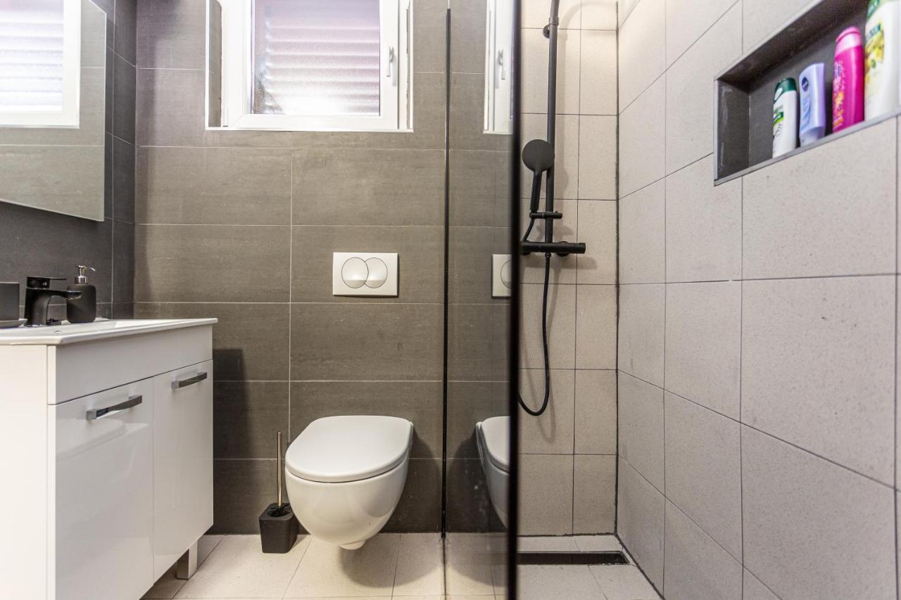 Smiljana Apartments Климно Экстерьер фото