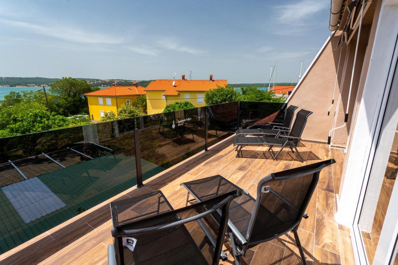 Smiljana Apartments Климно Экстерьер фото
