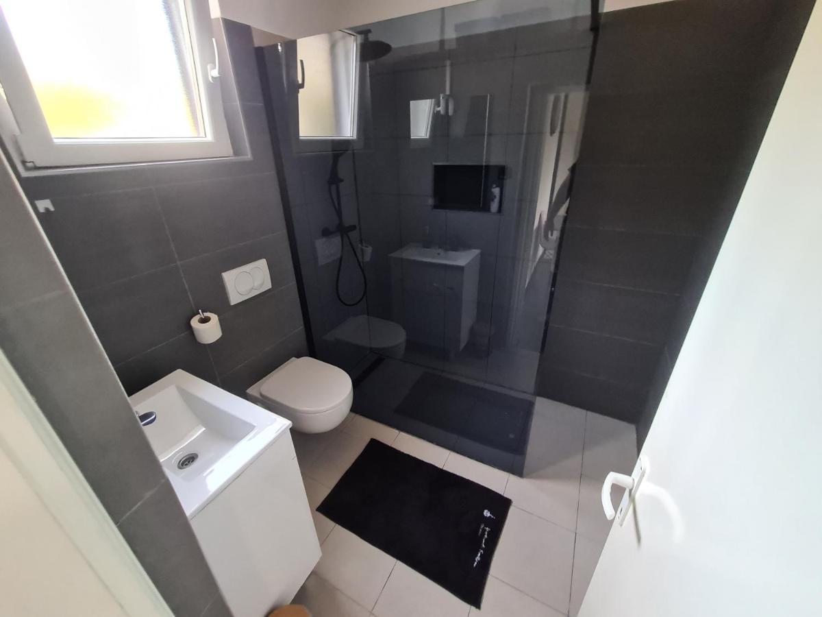 Smiljana Apartments Климно Экстерьер фото
