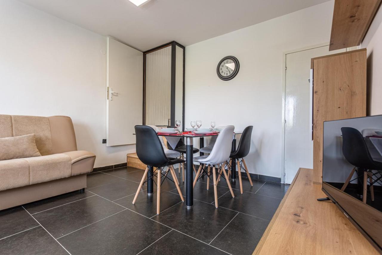 Smiljana Apartments Климно Экстерьер фото